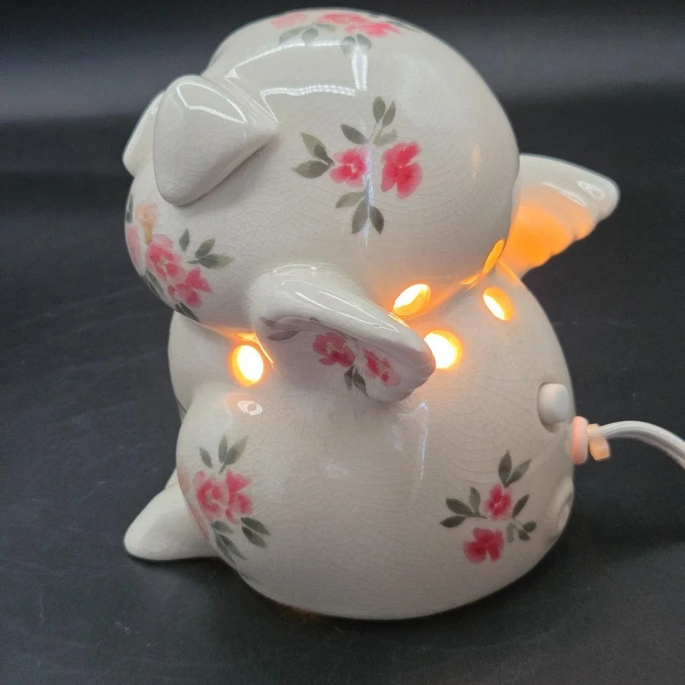 Shabby Chic Ceramic Flying‎ Pig Night Light With Roses and Wings VINTAGE